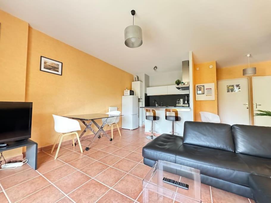 Bel Appartement Spacieux 2 Pers Avec Balcon - Thermale 3 Chamalières Kültér fotó
